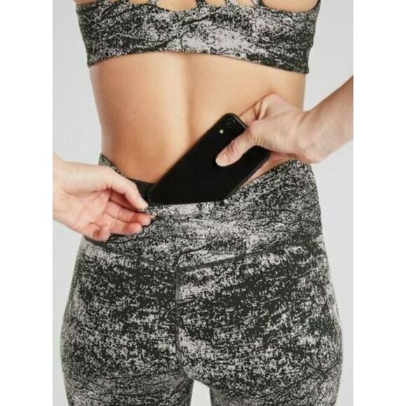 Athleta Elation Glades High Rise Tight Size XS - Picture 2 of 15